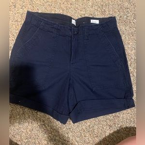 NWOT Gap girlfriend shorts navy